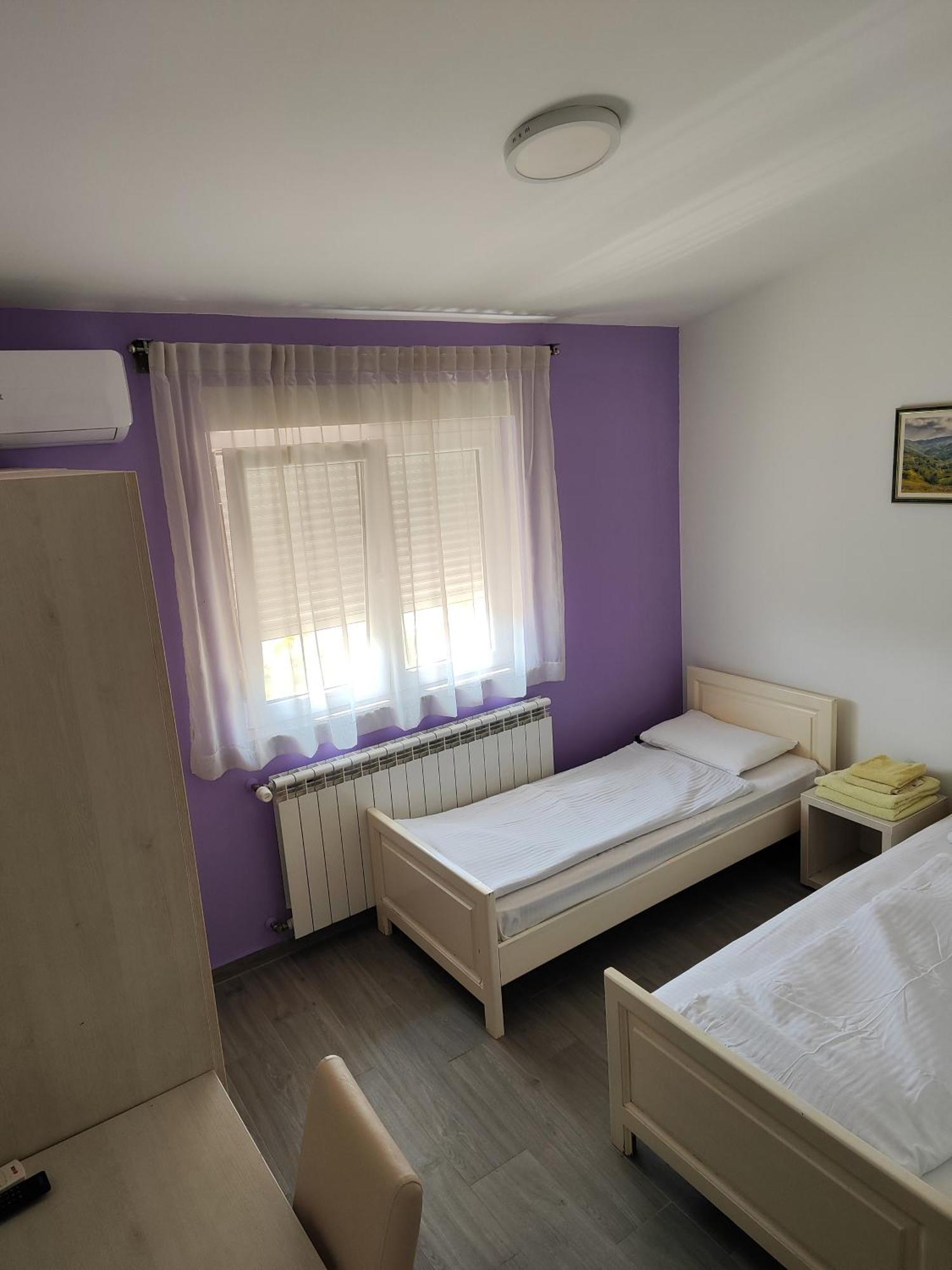 Hotel Mk, Plavi Restoran, لوزنيكا المظهر الخارجي الصورة